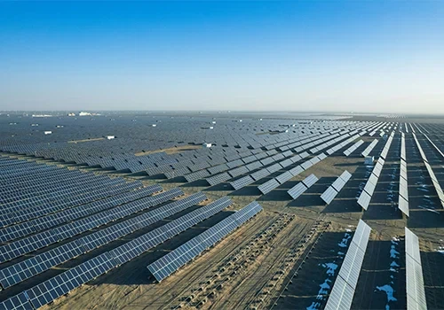 টপকন প্যানেল এবং লিথিয়াম ব্যাটারি সহ 1000kW হাইব্রিড সৌর স্টোরেজ সিস্টেম